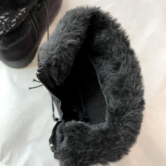 Black size 6 girl's soft boots with side zip NEW - Picture 4 of 9